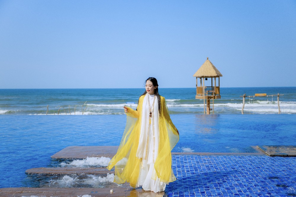 恭贺刘樱老师入库华熠智库