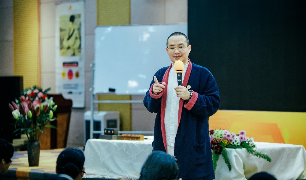 恭喜晏平均老师入库华熠智库