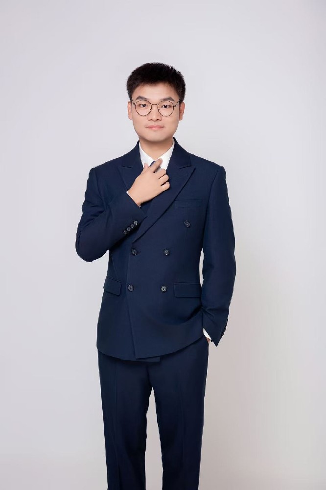 恭喜施傲老师入库华熠智库