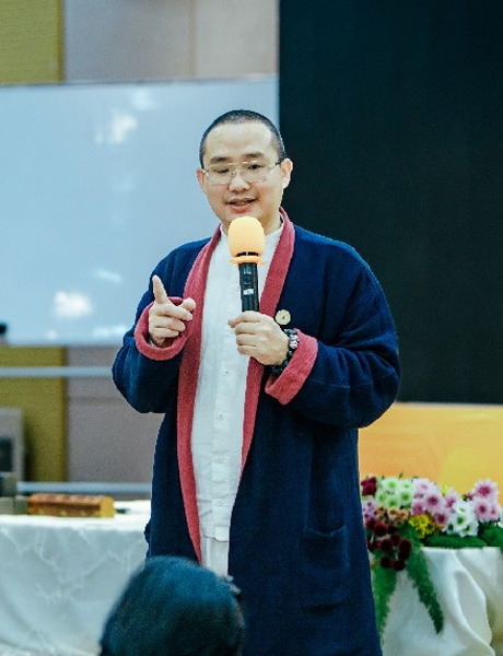 恭喜晏平均老师入库华熠智库