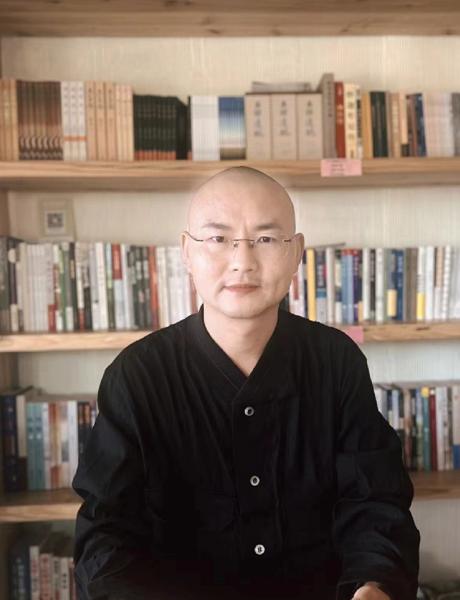 华熠智库专家照片模板.png