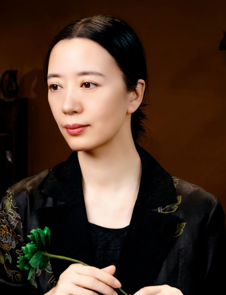 华熠智库专家照片模板.png
