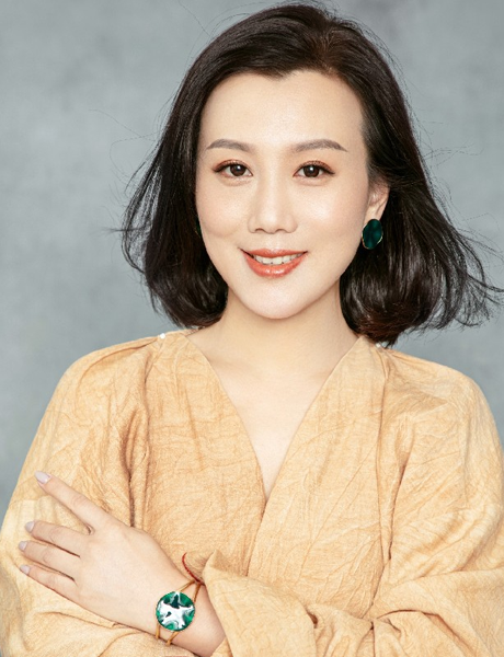 华熠智库专家照片模板.png