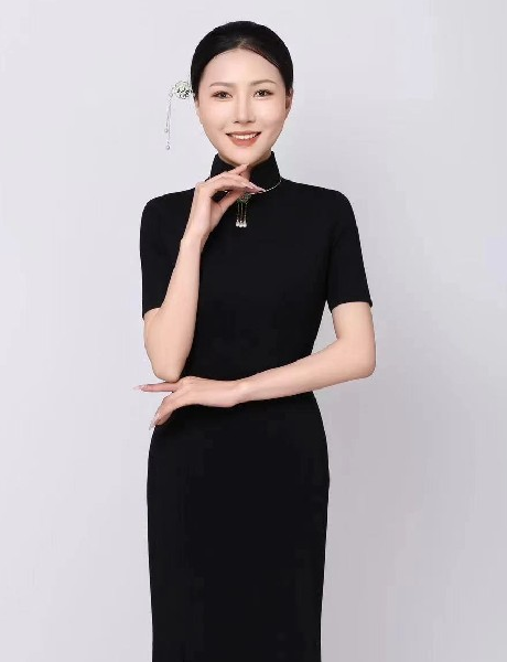 华熠智库专家照片模板.png