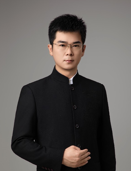华熠智库专家照片模板.png