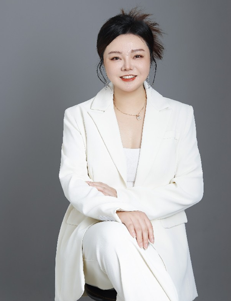 华熠智库专家照片模板.png