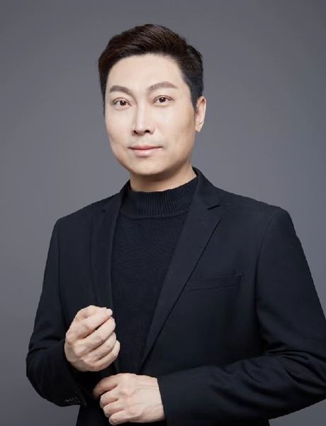 华熠智库专家照片模板.png