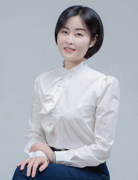华熠智库专家照片模板.png
