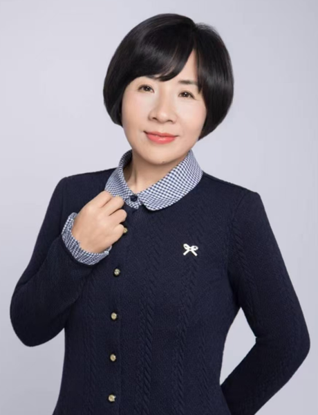 华熠智库专家照片模板.png
