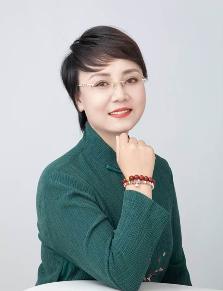 华熠智库专家照片模板.png