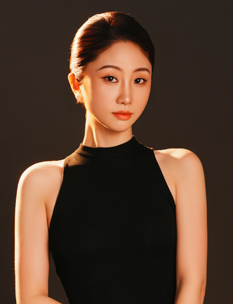 华熠智库专家照片模板.png